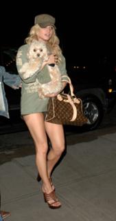 Jessica Simpson feet photo thumbnail