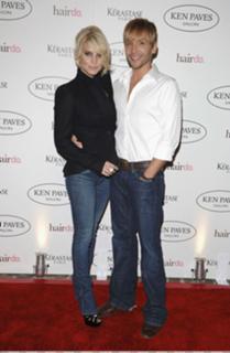 Jessica Simpson feet photo thumbnail
