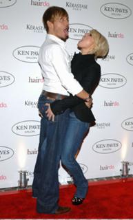 Jessica Simpson feet photo thumbnail