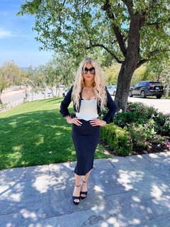 Jessica Simpson feet photo thumbnail