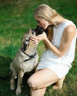 Jessica Sipos feet photo 1