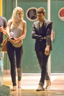 Jessica Stam feet photo 3