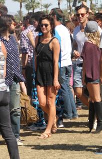 Jessica Stroup feet photo thumbnail