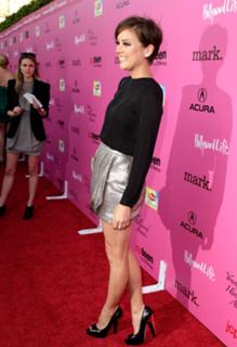 Jessica Stroup feet photo thumbnail
