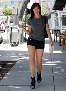 Jessica Sutta feet photo 2