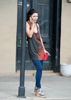 Jessica Szohr feet photo thumbnail
