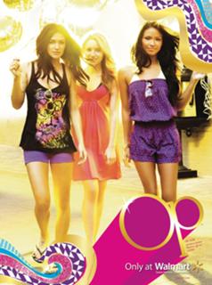 Jessica Szohr feet photo thumbnail