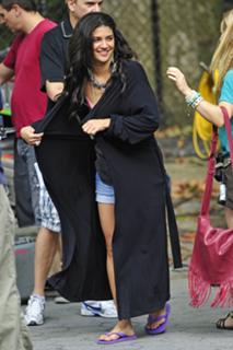 Jessica Szohr feet photo thumbnail