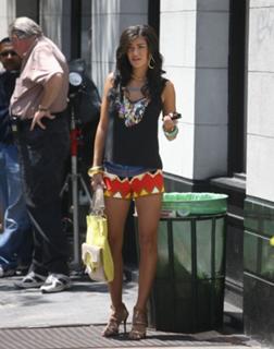 Jessica Szohr feet photo thumbnail