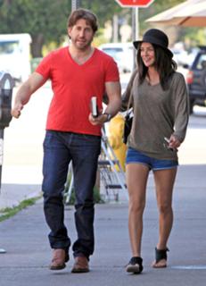 Jessica Szohr feet photo thumbnail
