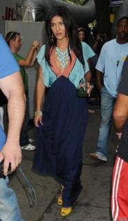 Jessica Szohr feet photo thumbnail
