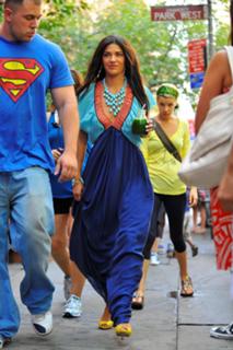 Jessica Szohr feet photo thumbnail