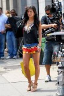 Jessica Szohr feet photo thumbnail