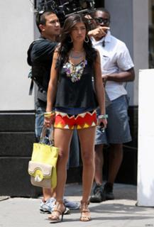 Jessica Szohr feet photo thumbnail