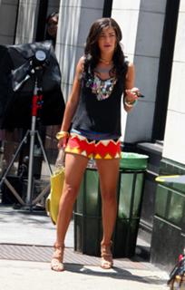 Jessica Szohr feet photo thumbnail