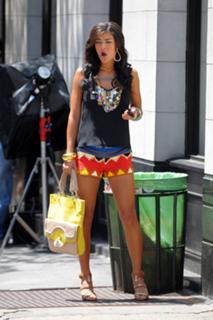 Jessica Szohr feet photo thumbnail