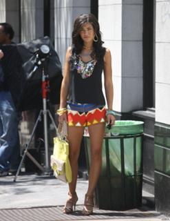 Jessica Szohr feet photo thumbnail