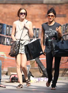 Jessica Szohr feet photo thumbnail