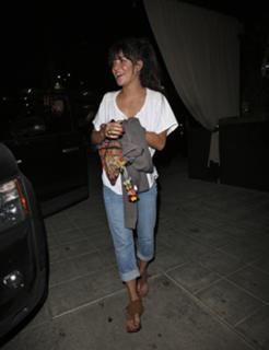 Jessica Szohr feet photo thumbnail