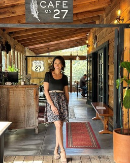 Jessica Vilchis feet photo 3