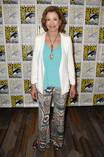 Jessica Walter feet photo 4