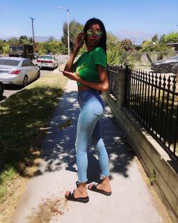 Jessica White feet photo 3