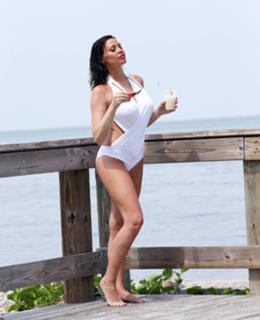 Jessica Wright feet photo thumbnail