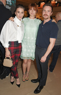 Jessie Buckley feet photo thumbnail