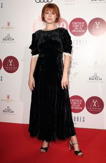 Jessie Buckley feet photo thumbnail