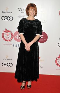 Jessie Buckley feet photo thumbnail