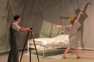 Jessie Buckley feet photo thumbnail