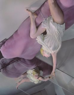 Jessie Buckley feet photo 3