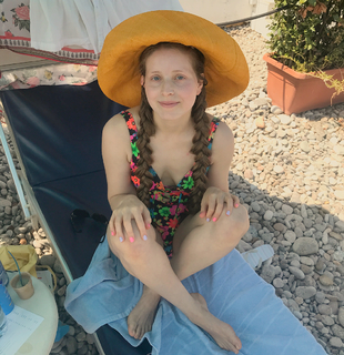 Jessie Cave feet photo 20