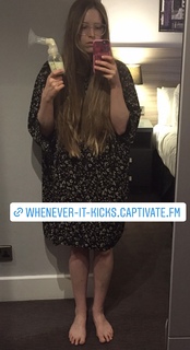 Jessie Cave feet photo 11