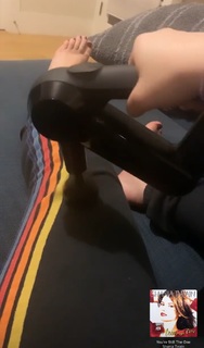 Jessie Ennis feet photo 8