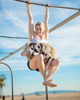 Jessie Graff feet photo 4