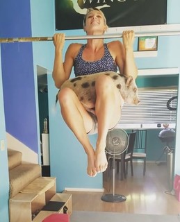 Jessie Graff feet photo 9