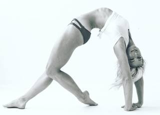 Jessie Graff feet photo 5