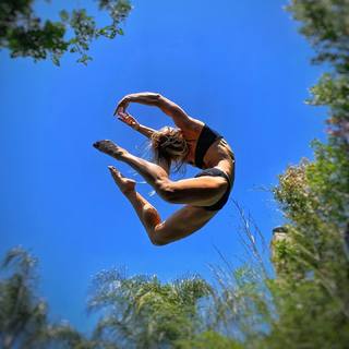 Jessie Graff feet photo 10