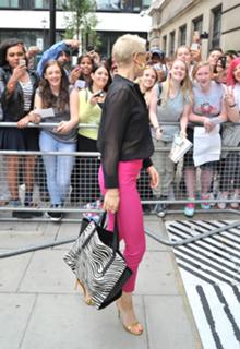Jessie J feet photo thumbnail