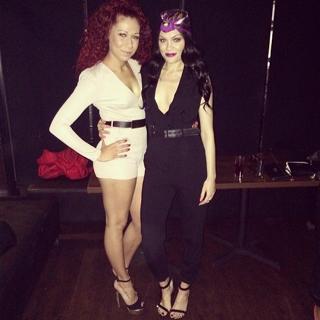 Jessie J feet photo thumbnail