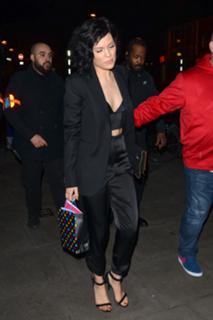 Jessie J feet photo thumbnail