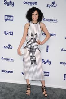 Jessie J feet photo thumbnail