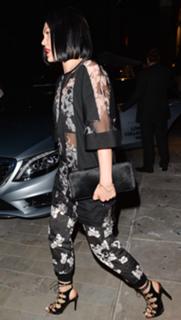 Jessie J feet photo thumbnail