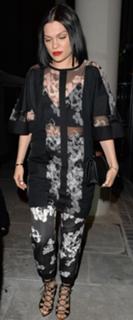 Jessie J feet photo thumbnail