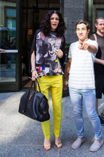 Jessie J feet photo thumbnail