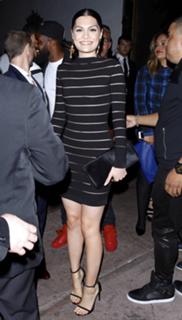Jessie J feet photo thumbnail