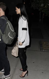 Jessie J feet photo thumbnail