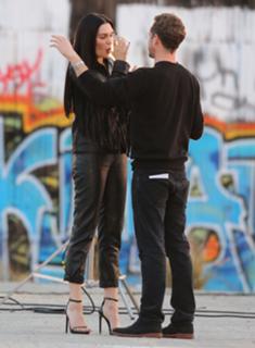 Jessie J feet photo thumbnail