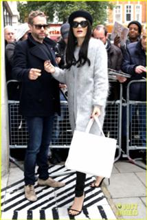 Jessie J feet photo thumbnail